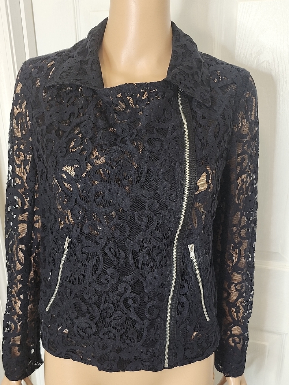 Robbi & Nikki by Robert Rodriguez Black Lace Zipper Moto Jacket